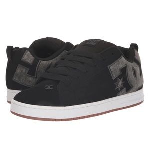 DC Court Graffik Mens Black Skate Inspired Sneakers Shoes Size 11.5